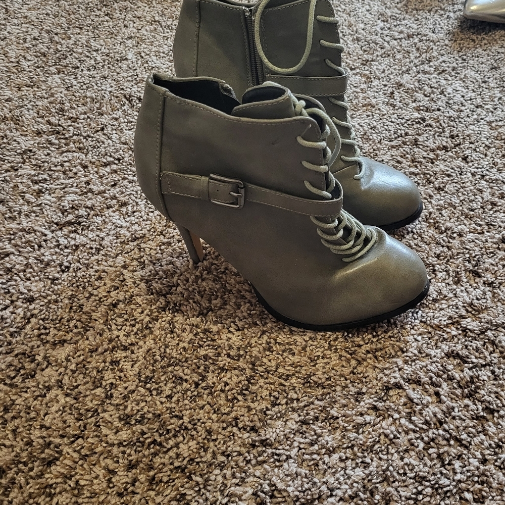 Michael Antonio boot heels - Picture 4 of 4